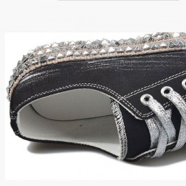 Plus Size Fashion Canvas Rivet Decoration Slip Resistant Flat Causal Shoes